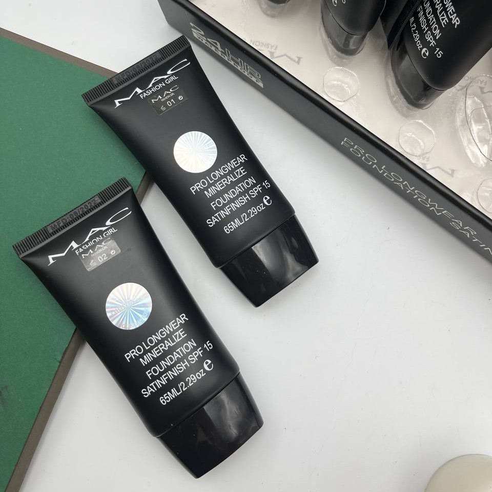 کرم پودر مک گریمی حجم65 spf15 پایه معدنی کاوربالا