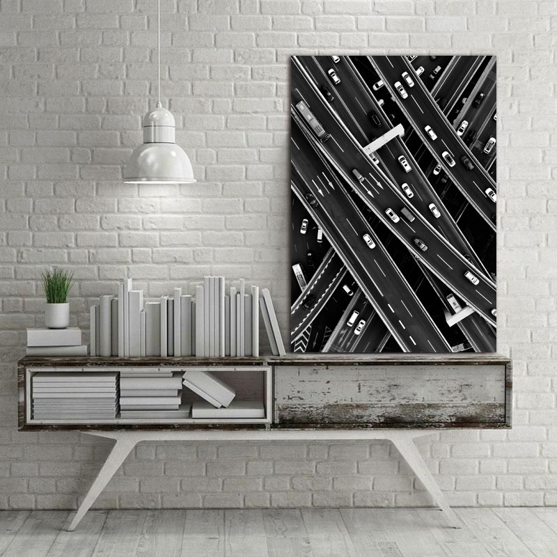 تابلو شاسی طرح ماشین در بزرگراه کد A527 | دنیای قاب