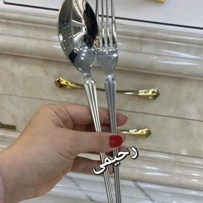 3 طرح سرویس قاشق و چنگال 24 نفره 120 پارچه برند لاکچری ریموند نقره ای