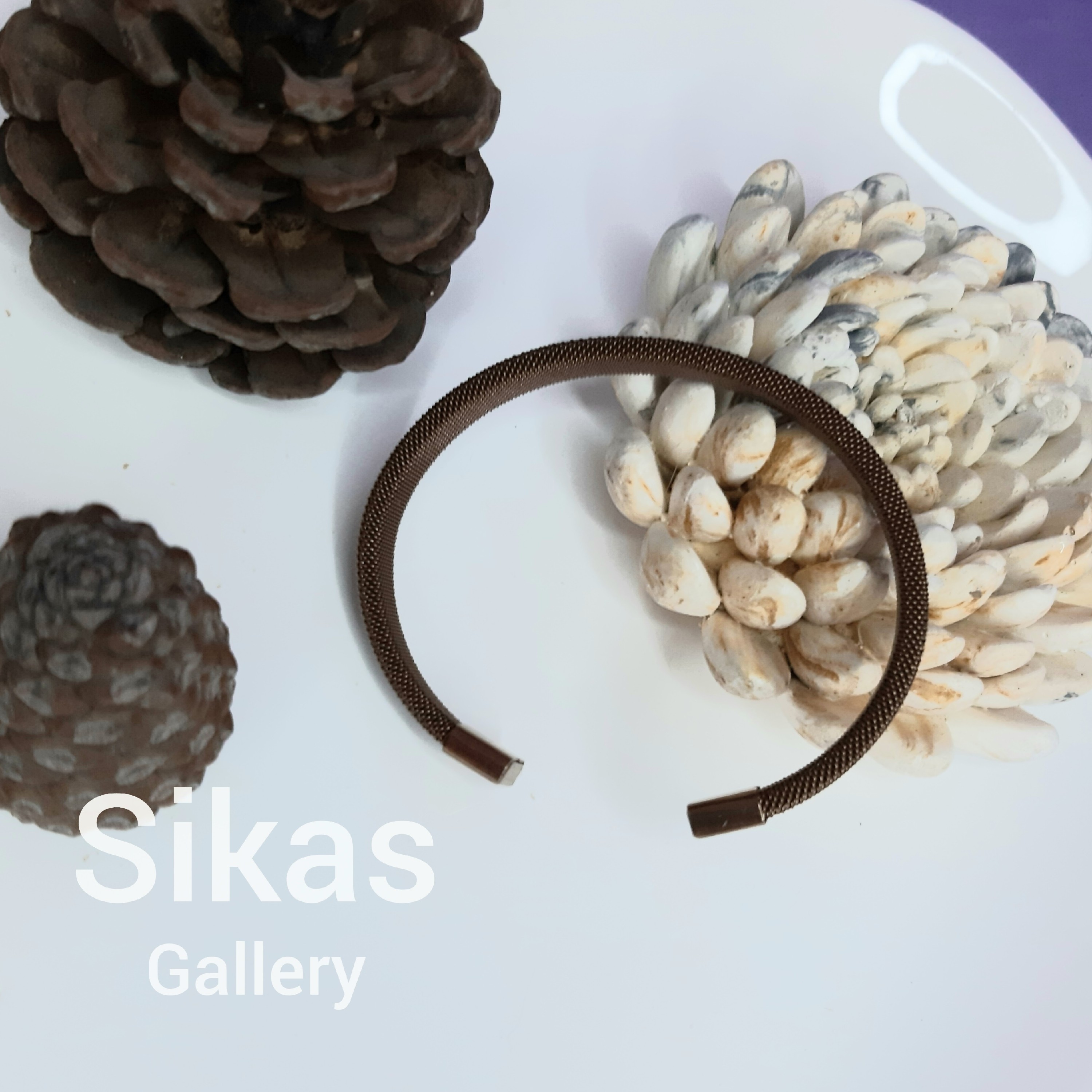 دستبند حصیری آجری رنگ 