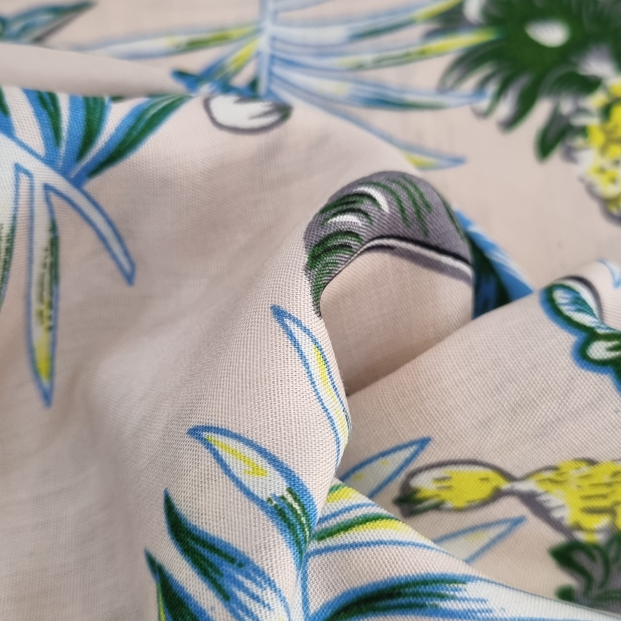 پارچه لباس مدل نخی طرح اناناس کد nk10k