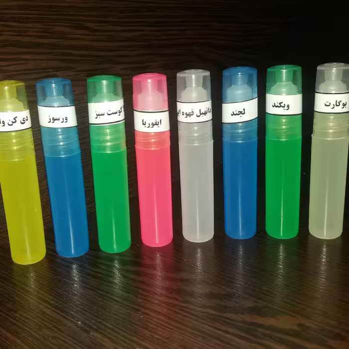 پک8تای عطرهای خوش بو(بوگارت.ویکند.لجند.دانهیل قهوه ای .ایفوریا.لاگوست سبز.ورسوز.دی کن وای)مقدار هر عطر 3میل