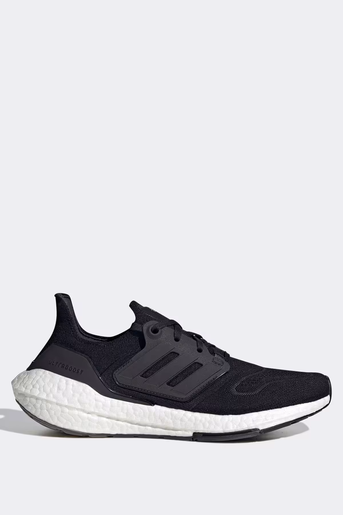 کفش دو و تمرین سفید زنانه کتونی سیاه پوست در حال رانینگ GX5591 ULTRABOOST 22 W آدیداس adidas