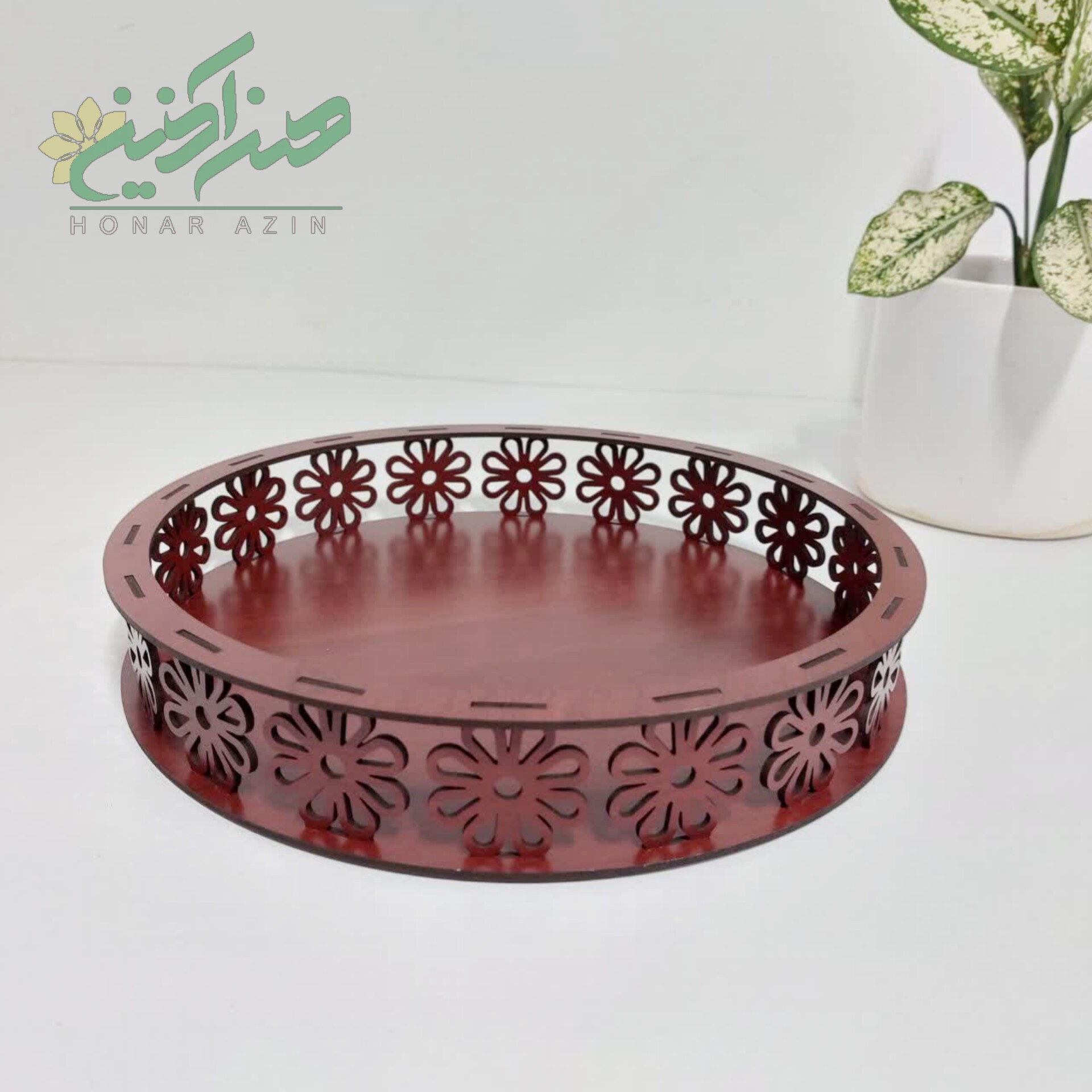 سینی فینگر فود طرح گلبرگ سایز 30وارتفاع5سانت ام دی اف در جه 1رنگ ماهگونی
