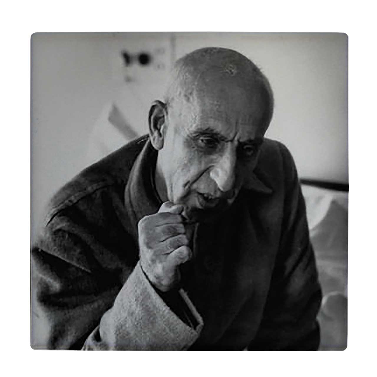  زیر لیوانی  طرح دکتر محمد مصدق کد    5930810_4768