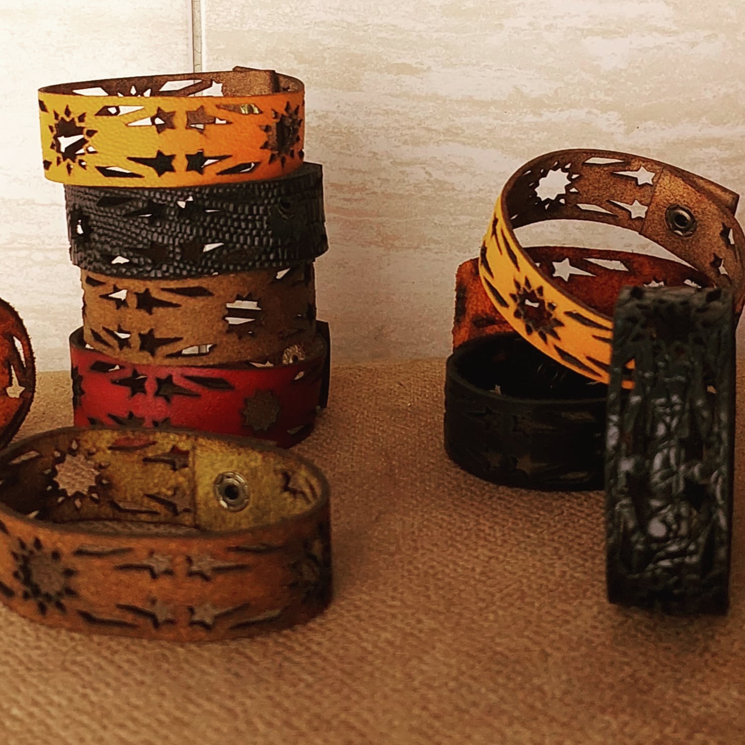 دستبنداسلیمی چرم