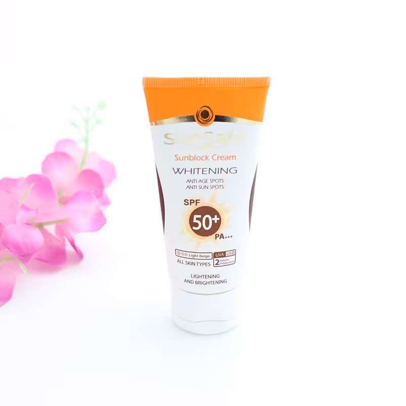 کرم ضدآفتاب کرم پودری و روشن کننده spf50 برند سان سیف 90322