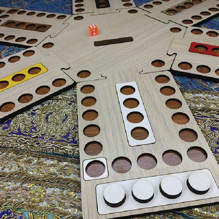 بازی فکری آذرلاکچری طرح منچ