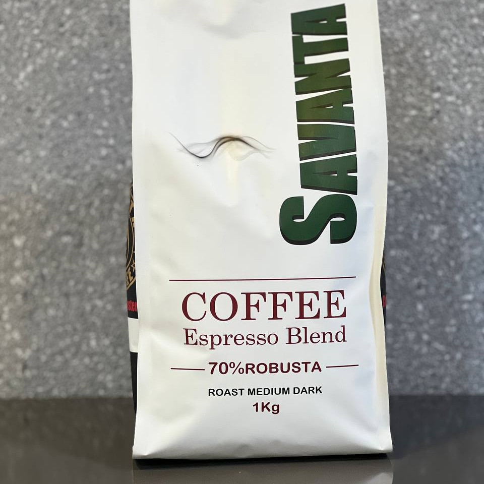 قهوه دان ساوانتا-Savanta سفید مدیوم دارک رست  70 ربوستا-30 عربیکا پک 1 کیلویی.
