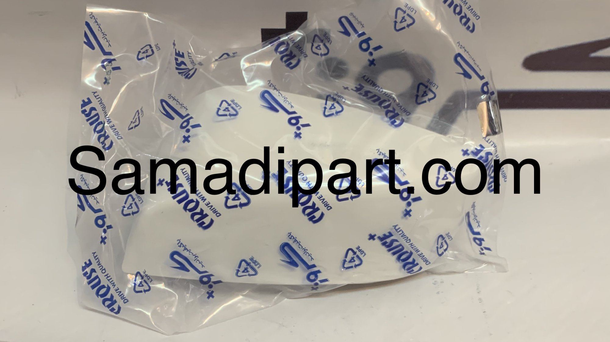 قاب آینه ساینا و کوییک سفید راست (شاگرد)کروز (CR37112002)