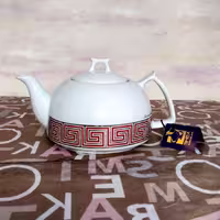 قوری چینی برند SHEX با کیفیت عالی داری محافظ درب قوری 