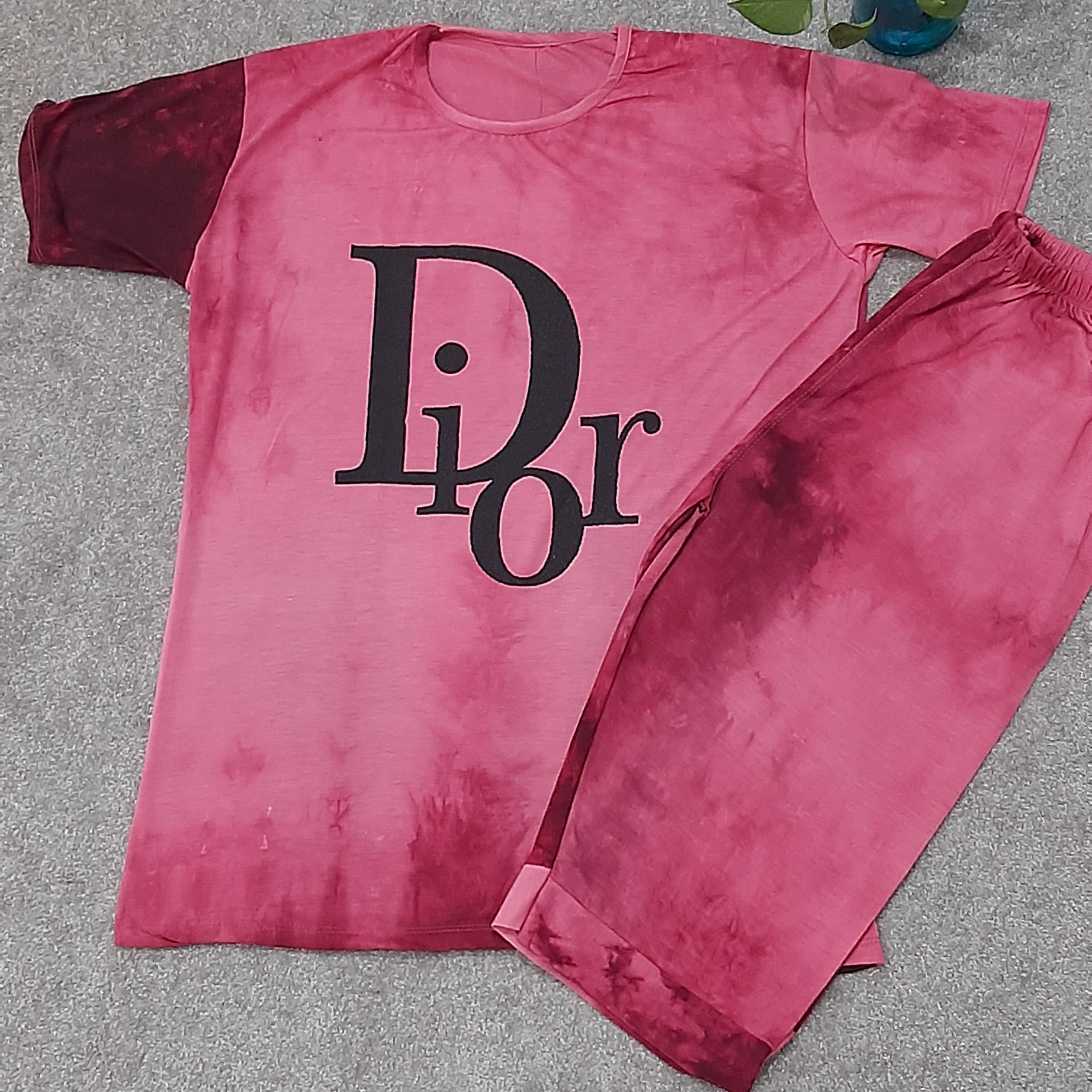 ست تیشرت شلوارک قواره دار  آبرنگی