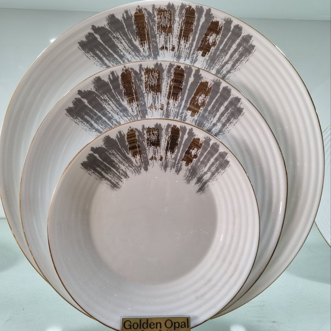 سرویس 26 پارچه ارکوپال گلدن اوپال قالب هارنا.بوگاتی لب طلا