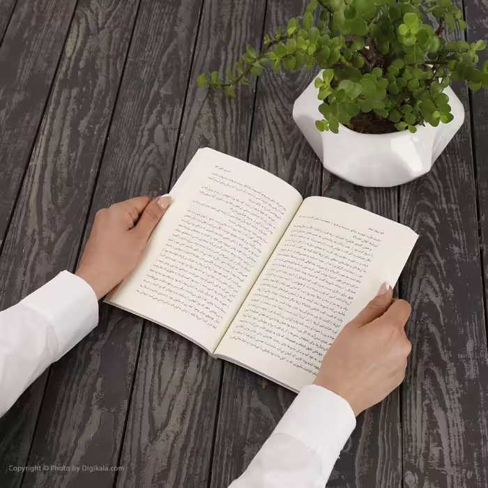 کتاب شکار کبک اثر رضا زنگی آبادی نشر چشمه