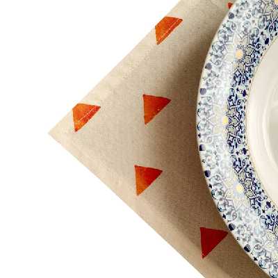 رومیزی چاپ دستی مدل زیر بشقابی