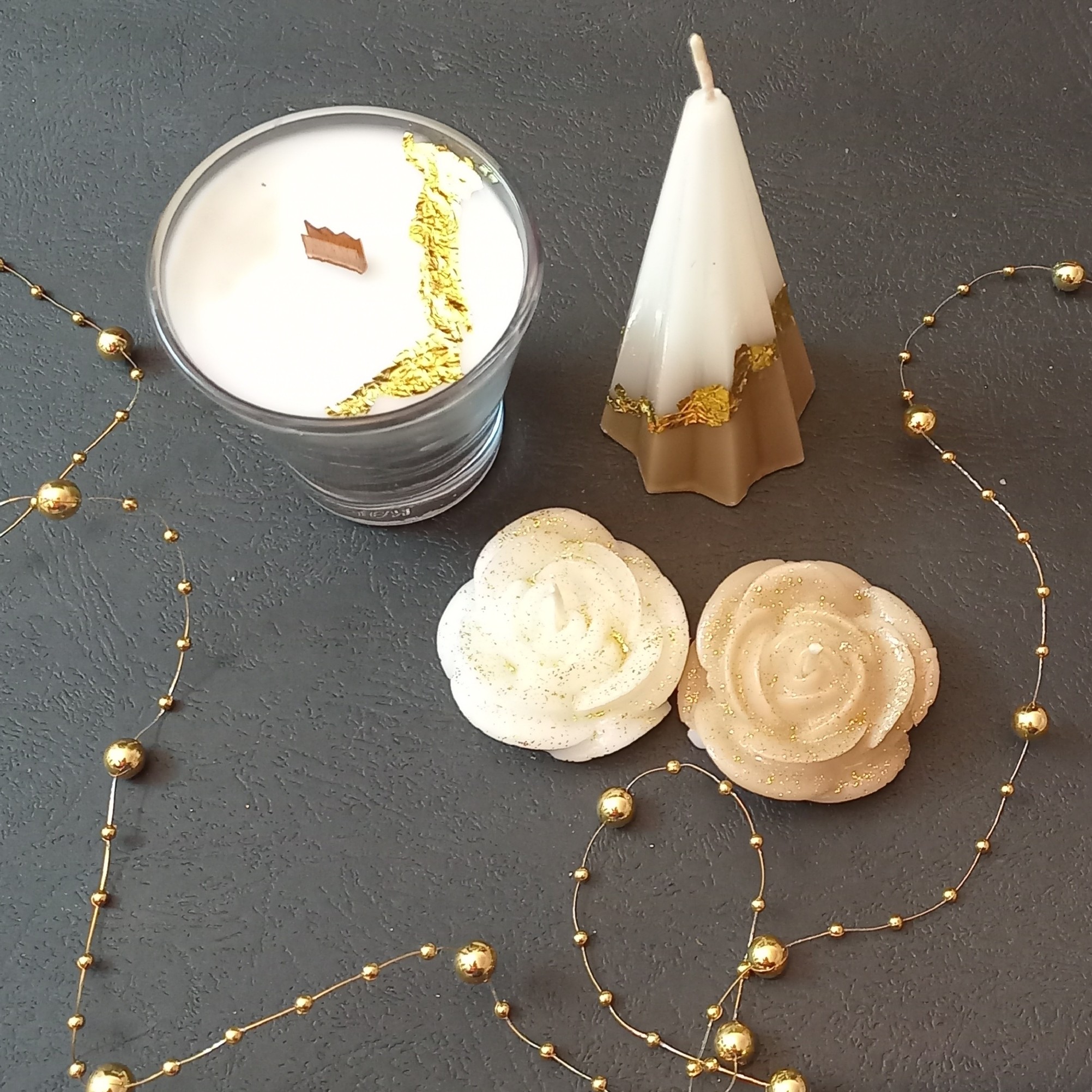 شمع ست 4 تکه دو رنگ سفید و تورتیلا با تزیین ورق طلا 