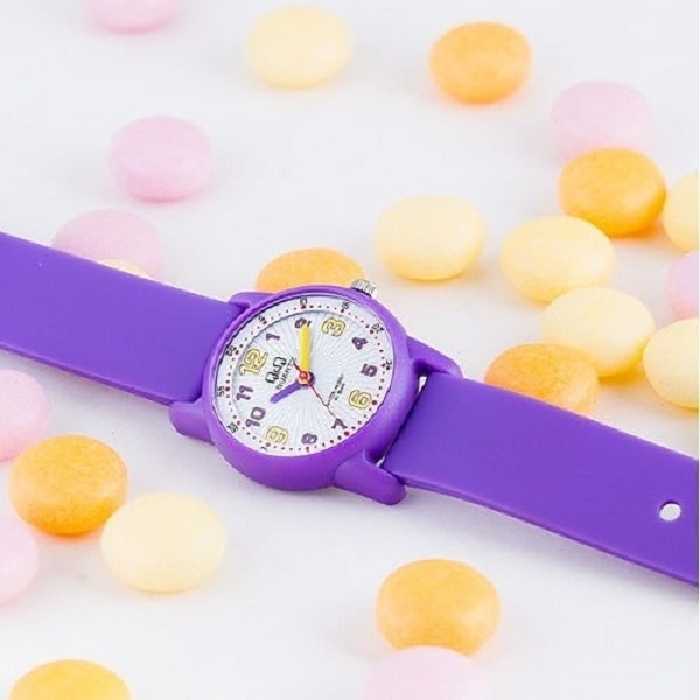 ساعت مچی عقربه ای دخترانه کیو اند کیو مدل VR41J001Y