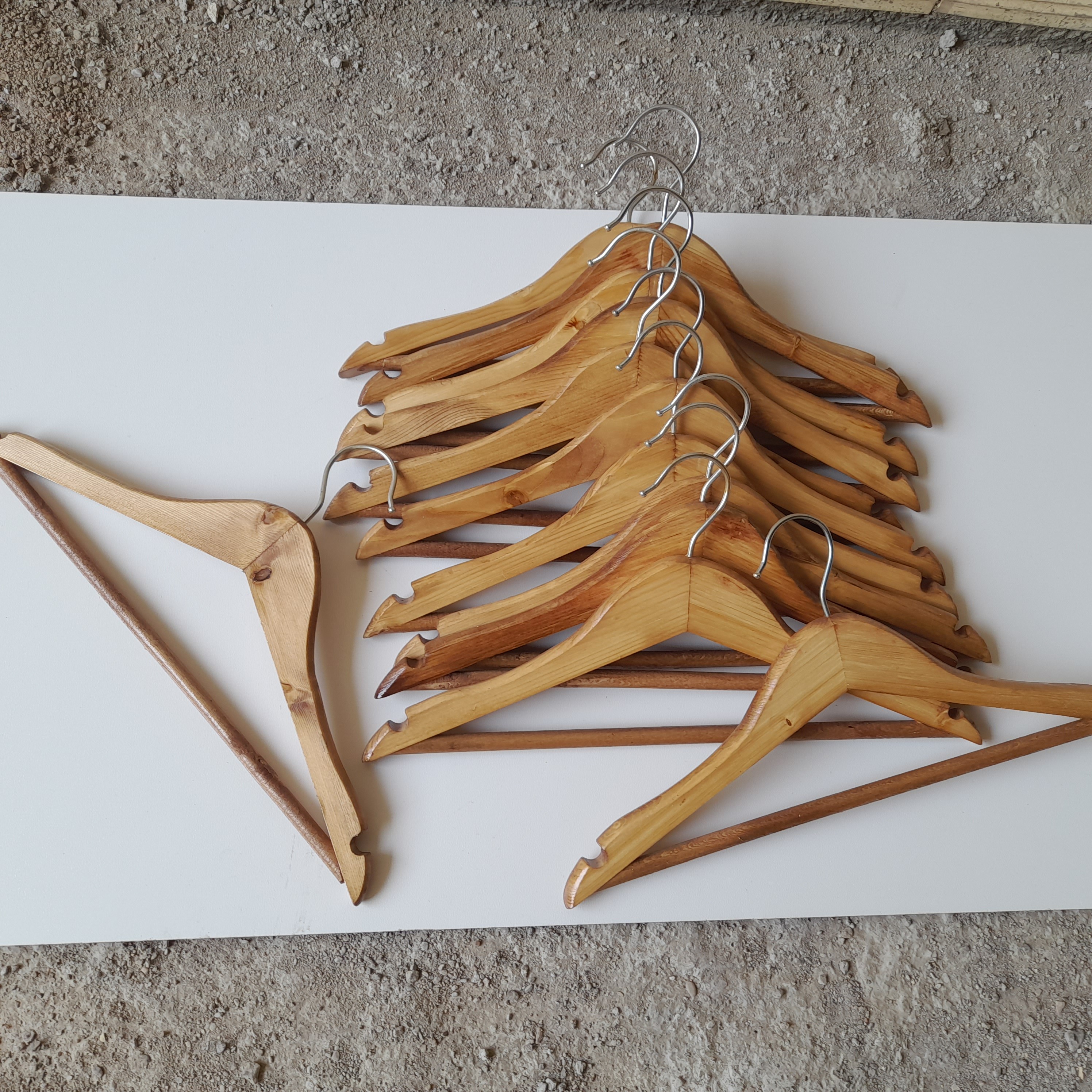 چوب لباسی چوبی مجموعه 20عددی