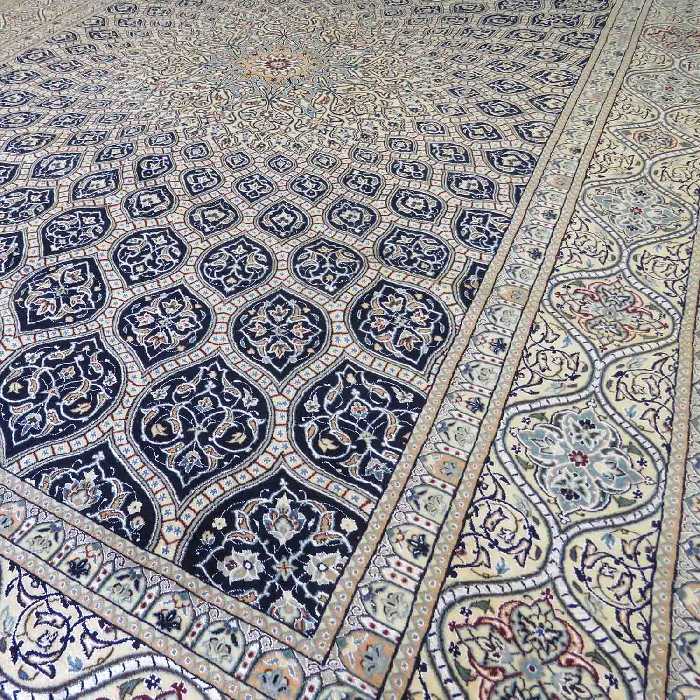 فرش دستبافت شش متری مدل نایین کد ۷