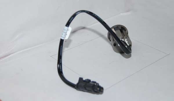 حسگر موانع دنده عقب ام وی ام 315 صندقدار قدیم چین یدک مرکزی - خرید لوازم یدکی خودروهای چینی - لوازم یدکی خودروهای کره ای - لوازم یدکی خودروهای ژاپنی - کف قیمت بازار - ارسال سریع به سراسر ایران