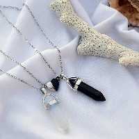 ست گردنبند منشور مشکی و اوپال پرطرفدارترین ست