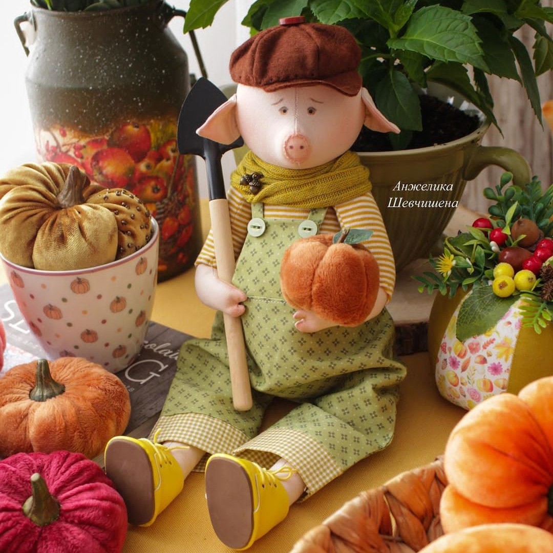 عروسک خوک پارچه ای