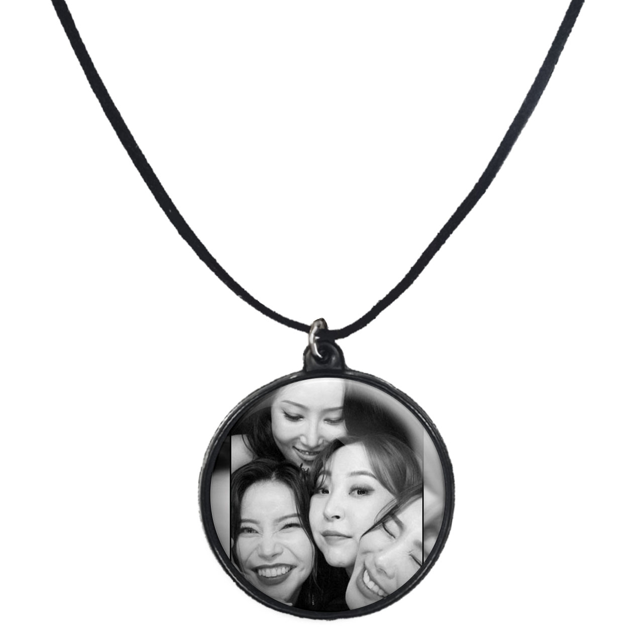 گردنبند پرمانه طرح mamamoo کد pmb.13324 مدل دو طرفه