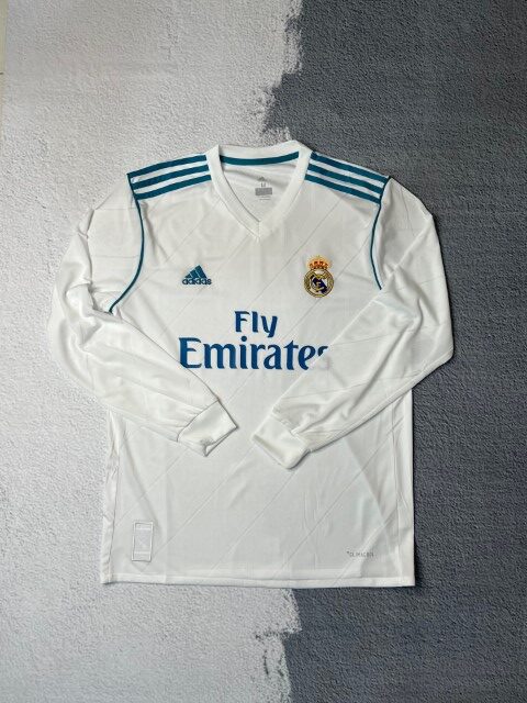 لباس اول رئال مادرید 2017-18 آستین بلند