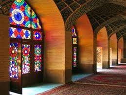 دانلود فایل بررسی نور در معماری سنتی و مدرن