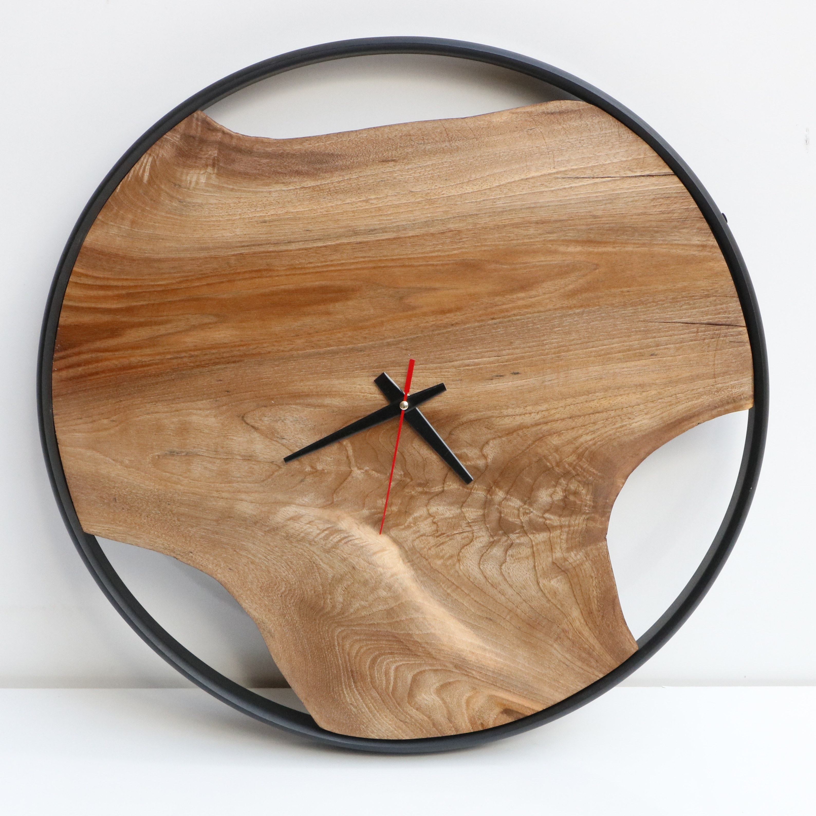 ساعت چوب گردو سایز60