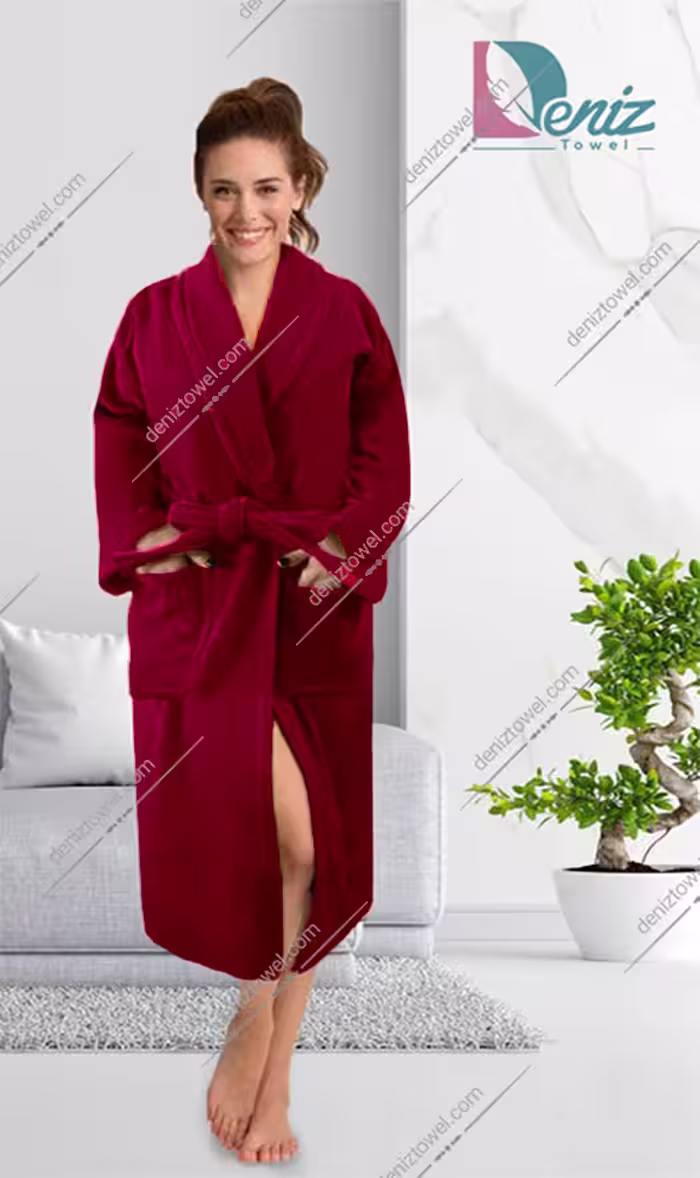 حوله تن پوش با طرح ساده رنگ زرشکی