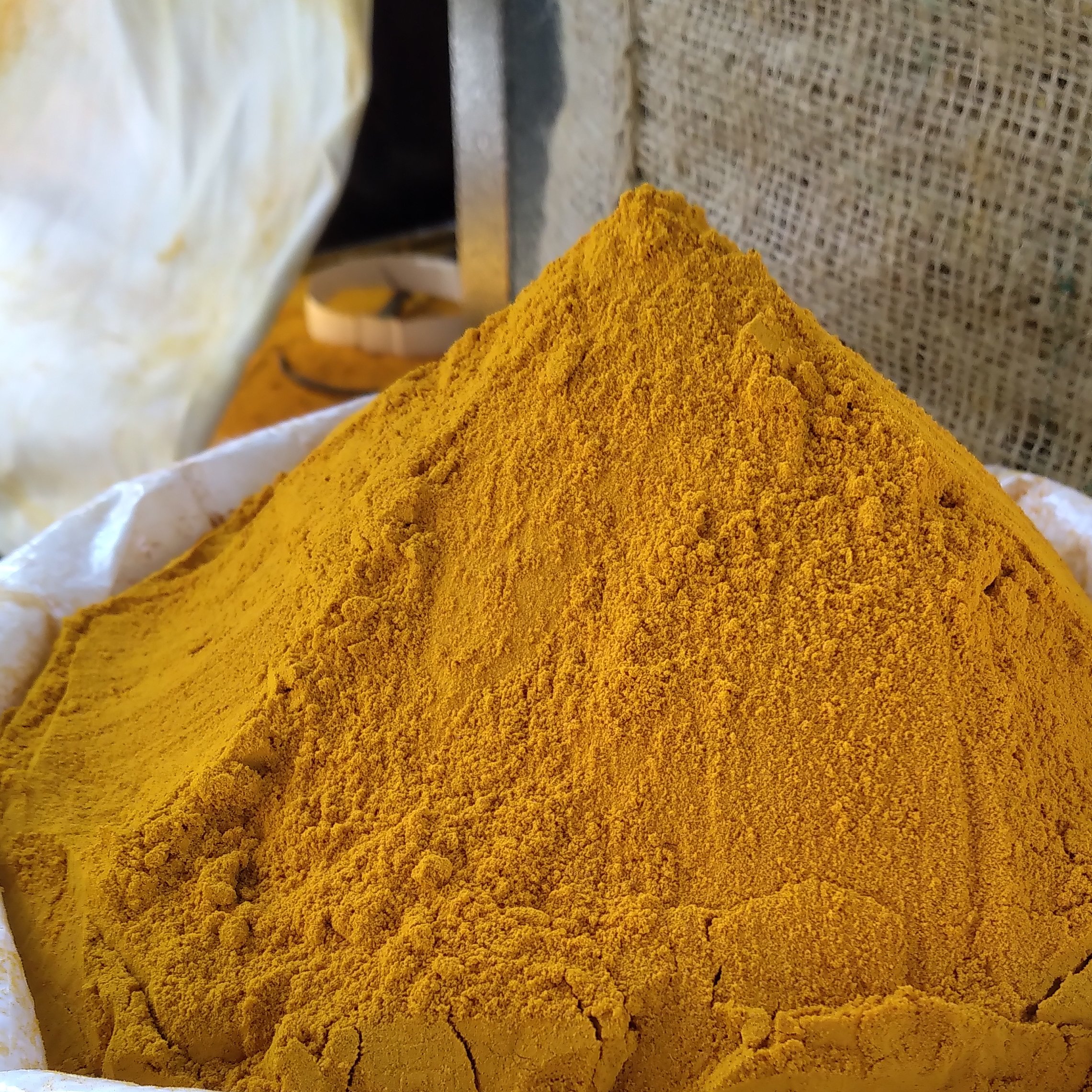 زردچوبه آسیاب شده(100گرمی )