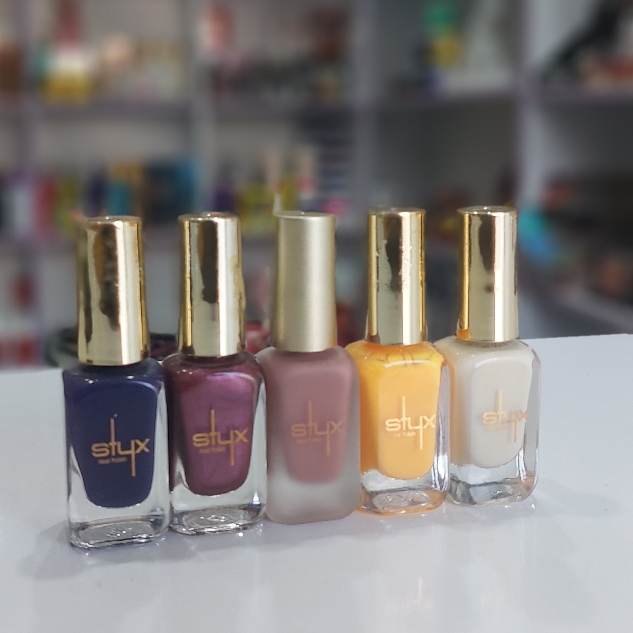 لاک ناخن مات و براق از برند استایکس