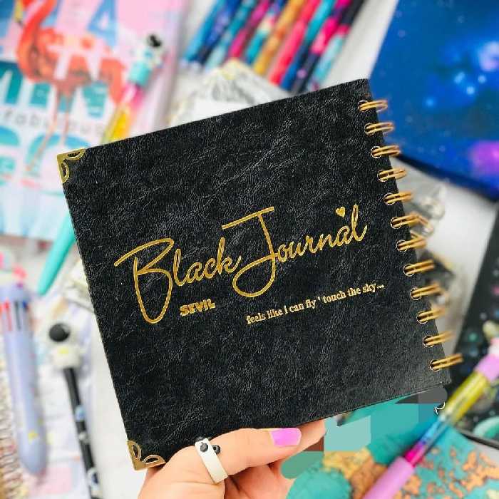 دفتر برگ مشکی فنری 70 برگ