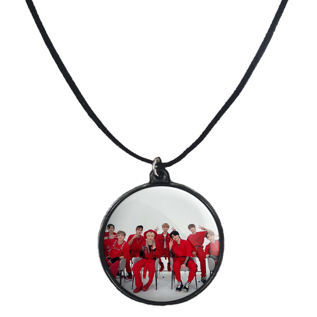 گردنبند پرمانه طرح straykids کد pmb.12300 مدل دو طرفه