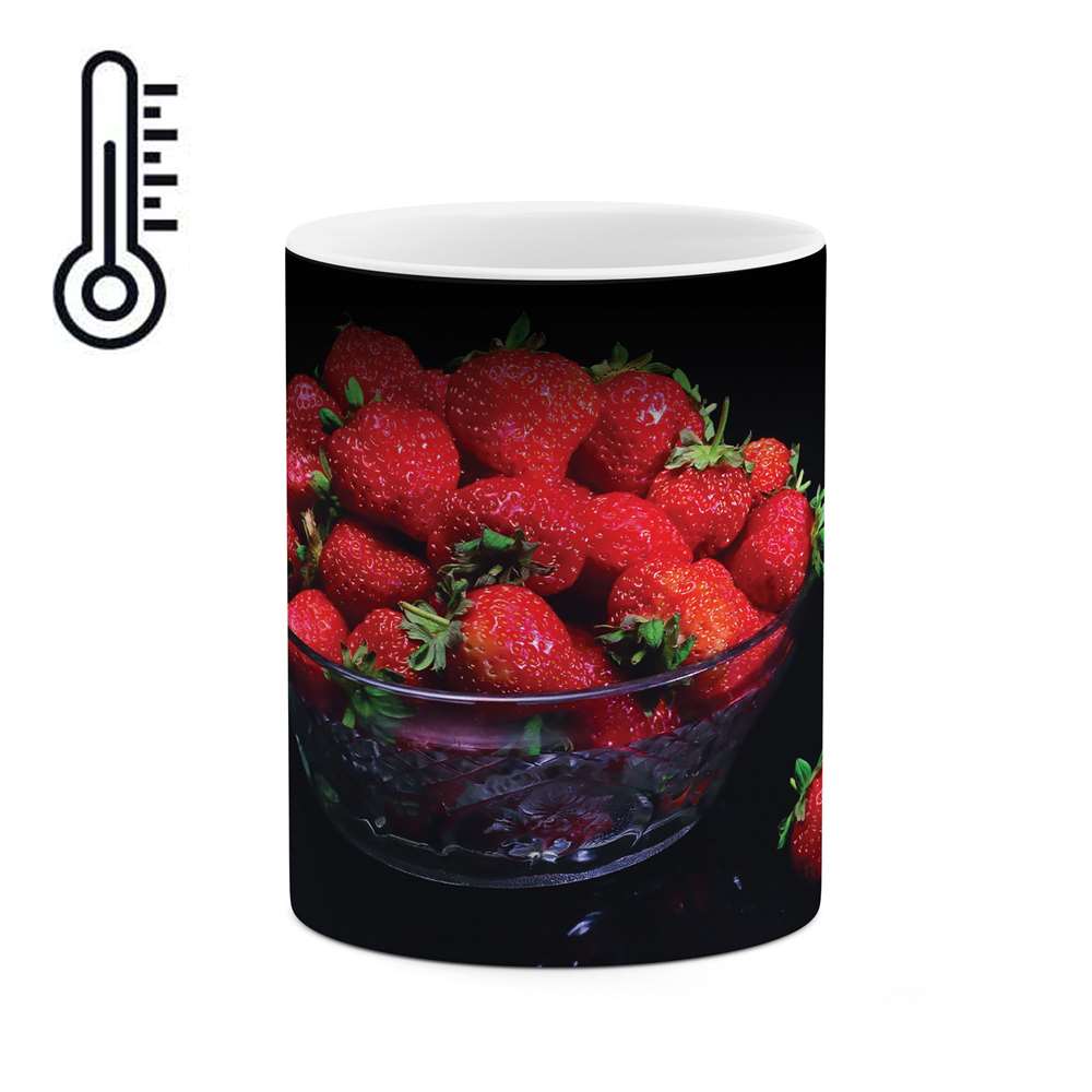 ماگ حرارتی طرح توت فرنگی مدل mgh01750