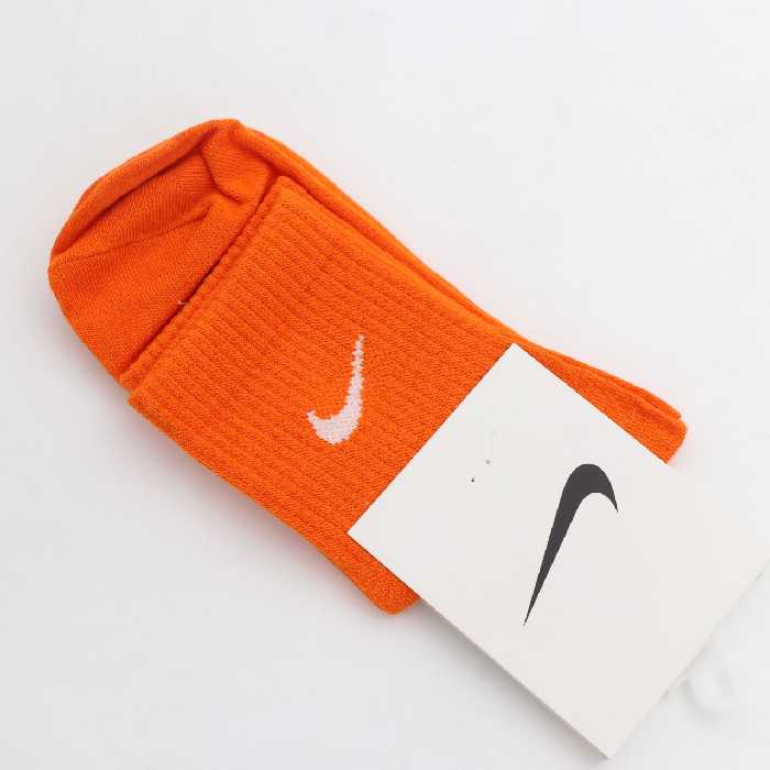 جوراب اسپورت نیم ساق پنبه نایک نارنجی کانگورو 20256