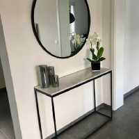 استند فلزی کنار سالن زردیس(پسکرایه)