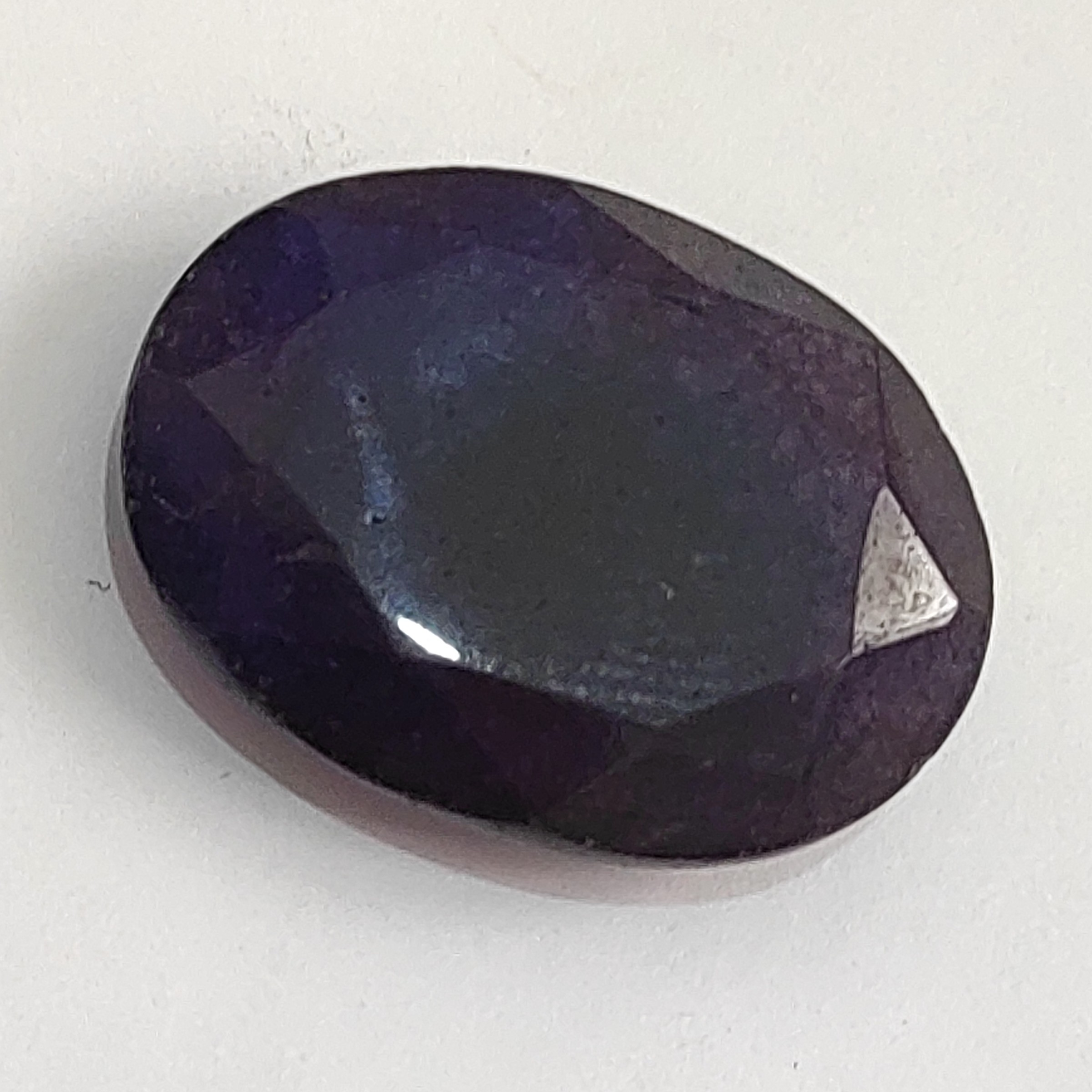  یاقوت کبود تراش جواهری 20.40 قیراط  درشت و کلکسیونی 