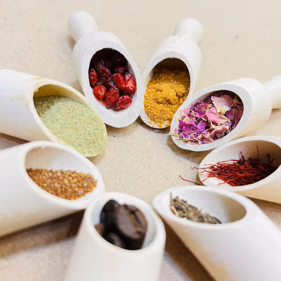 پیمانه ادویه حلزونی چوبی،  قاشق ادویه چوبی