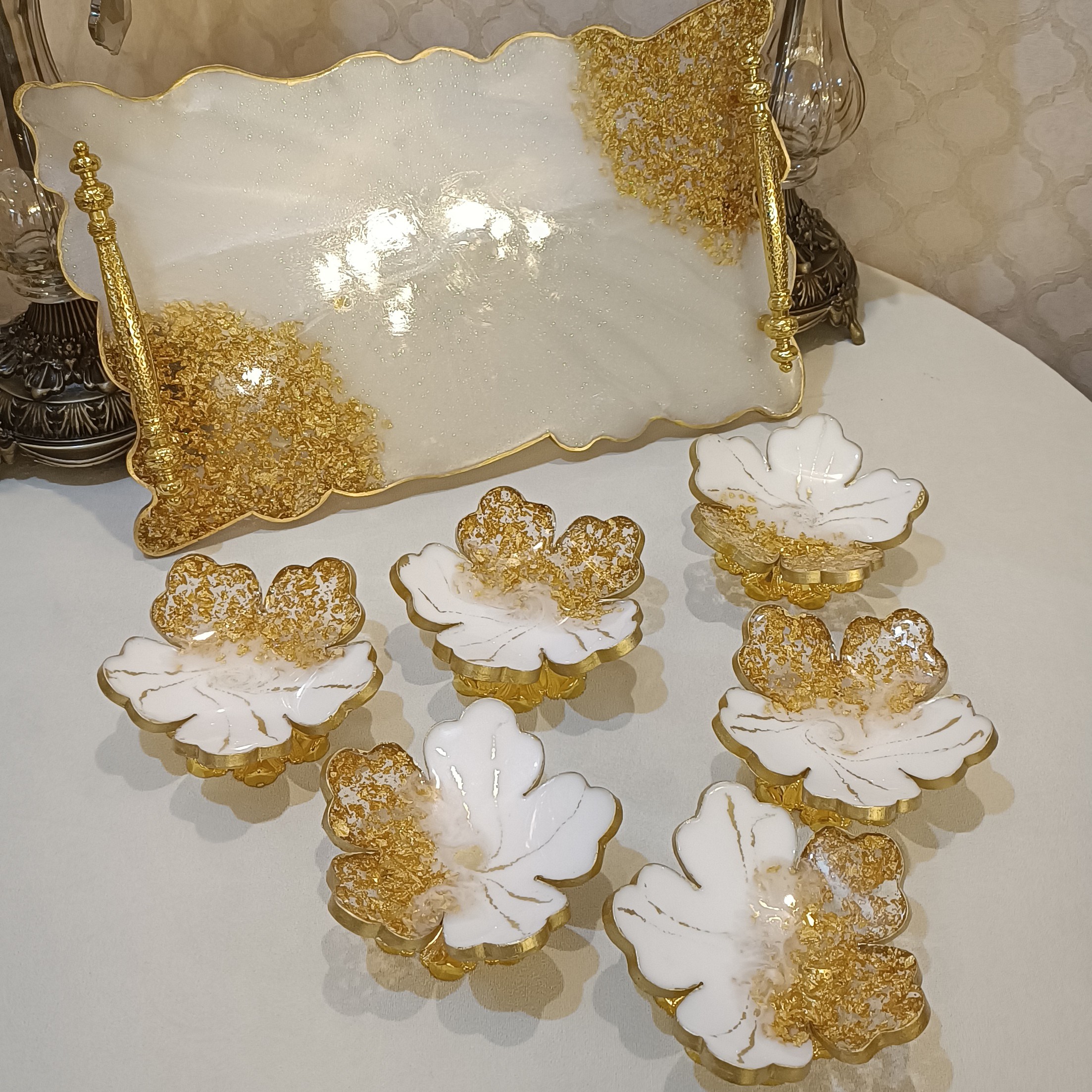 سینی  پذیرایی رزینی  . شیک و خاص و لاکچری رزینی سینی بله برون سینی دکوراتیو سینی پذیرایی