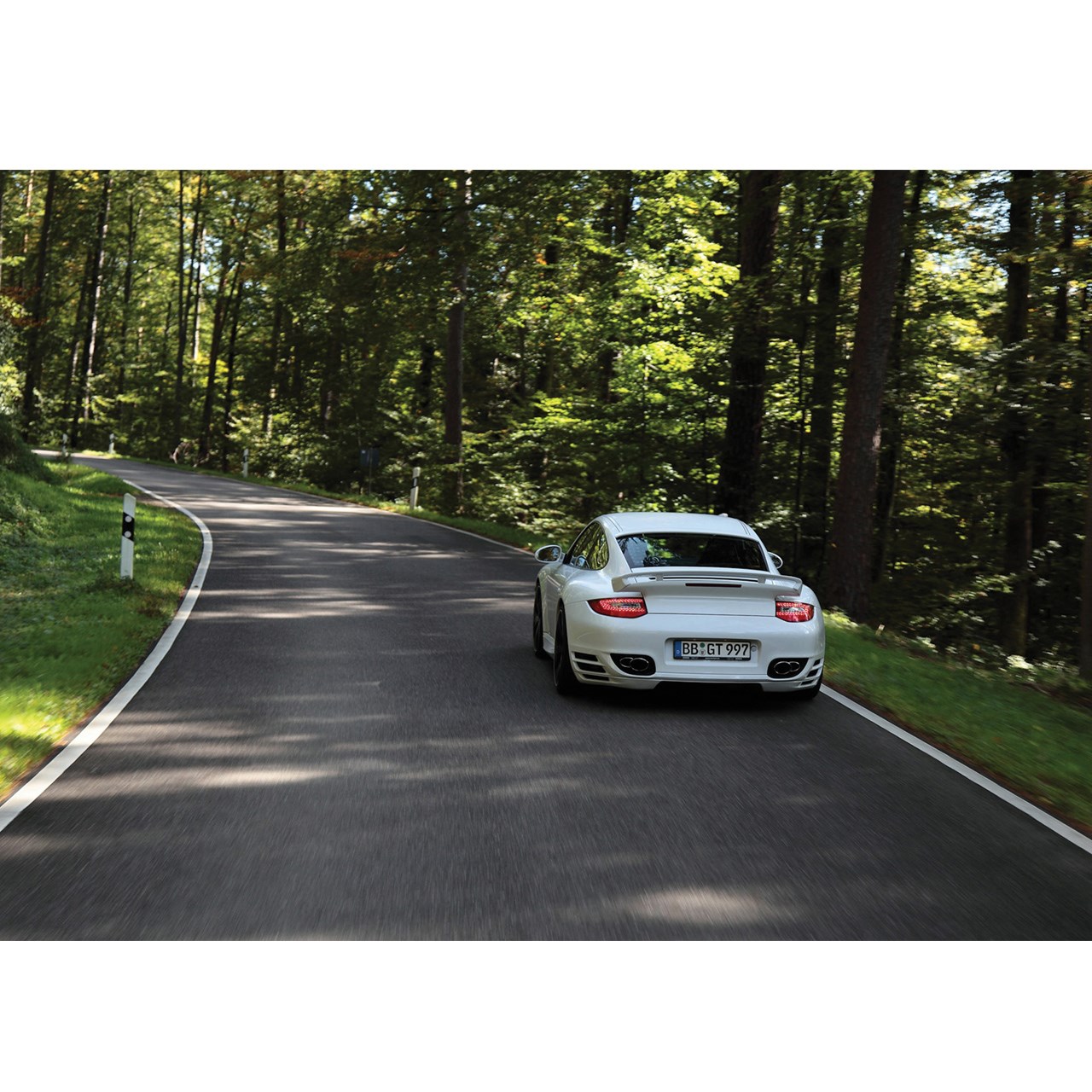 تابلو شاسی آکو طرح Porsche سایز 20×28 سانتی متر