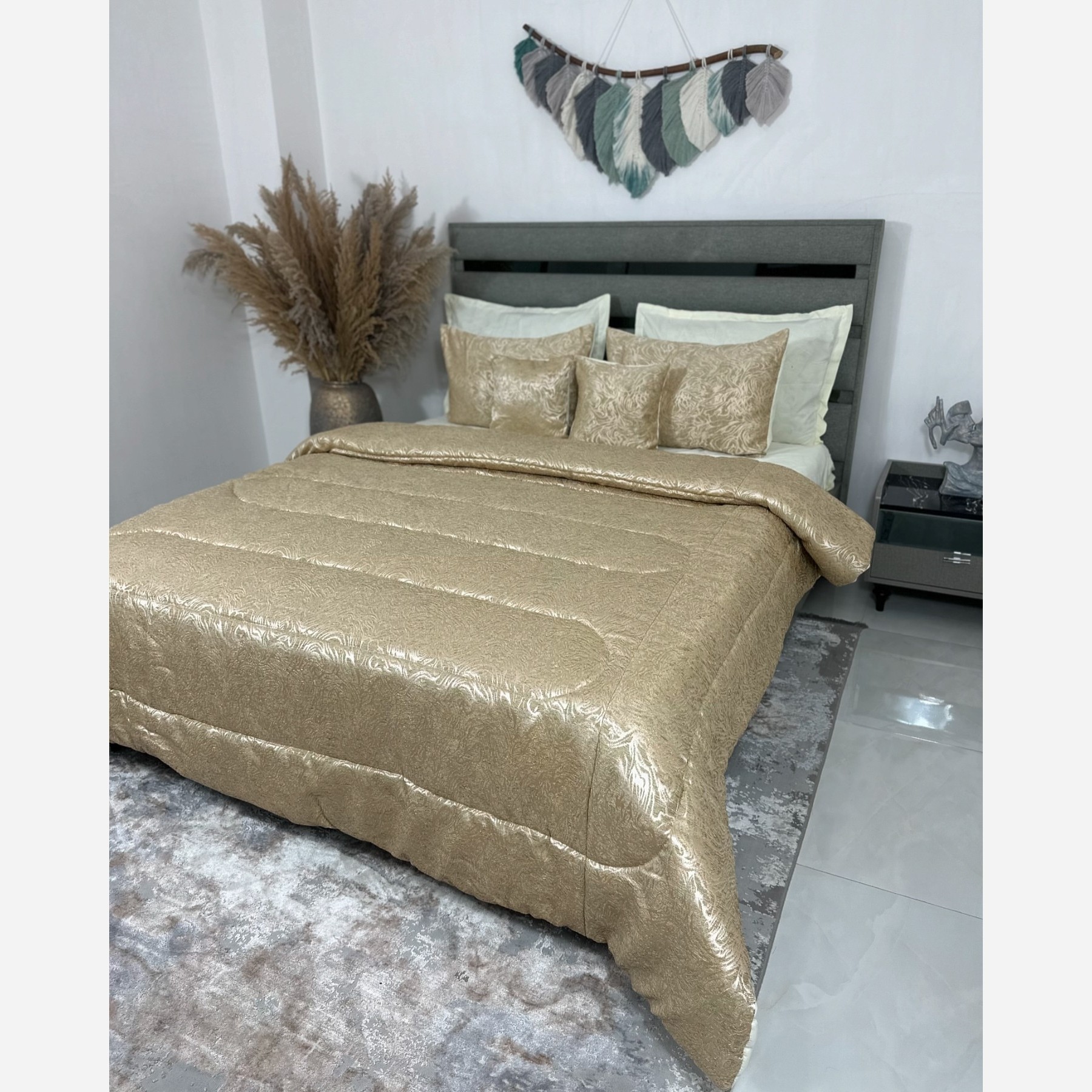 روتختی مخمل های متفاوت (پس کرایه)