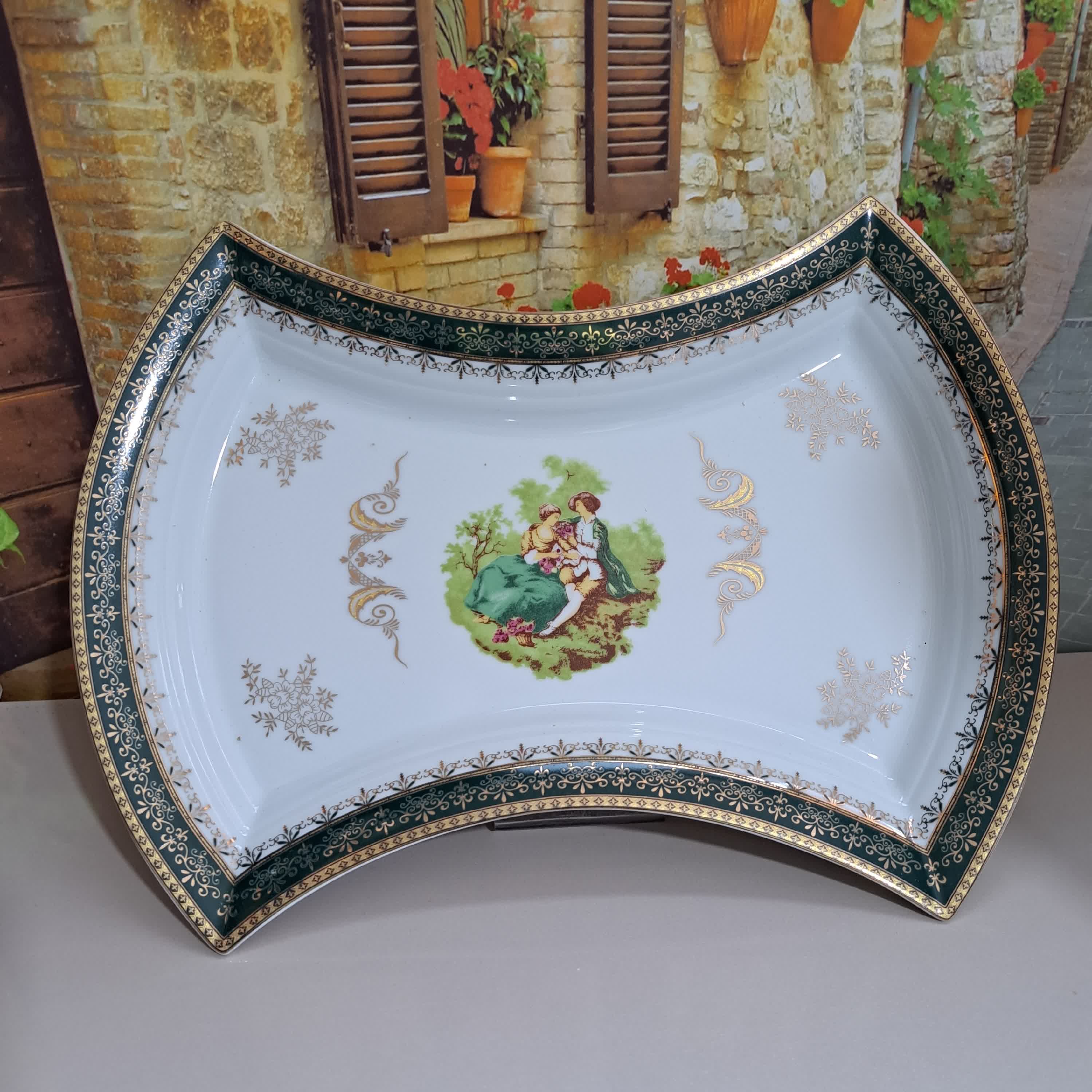 دیس مناسب میوه خوری شیرینی خوری چینی طرح لیلی مجنون سبز و طلایی موجود ارسال پسکرایه 