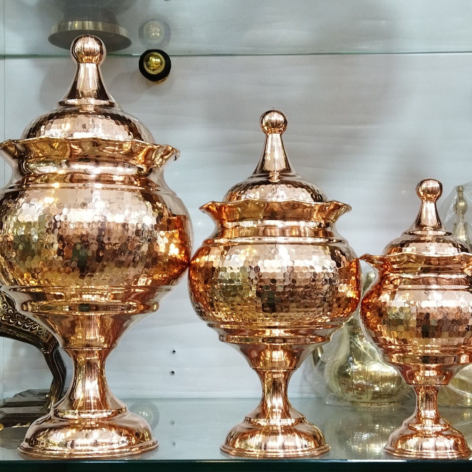 قندان وشکلات واجیل لب چین مسی