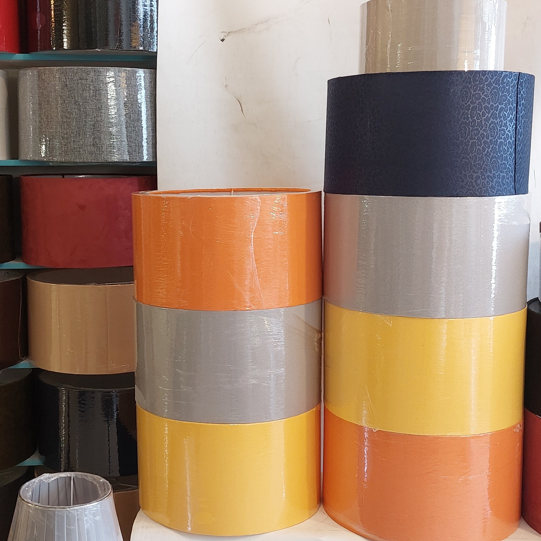 شید (کلاهک) آباژور  سالنی استوانه ای مخمل و کتان رنگبندی(پس کرایه)