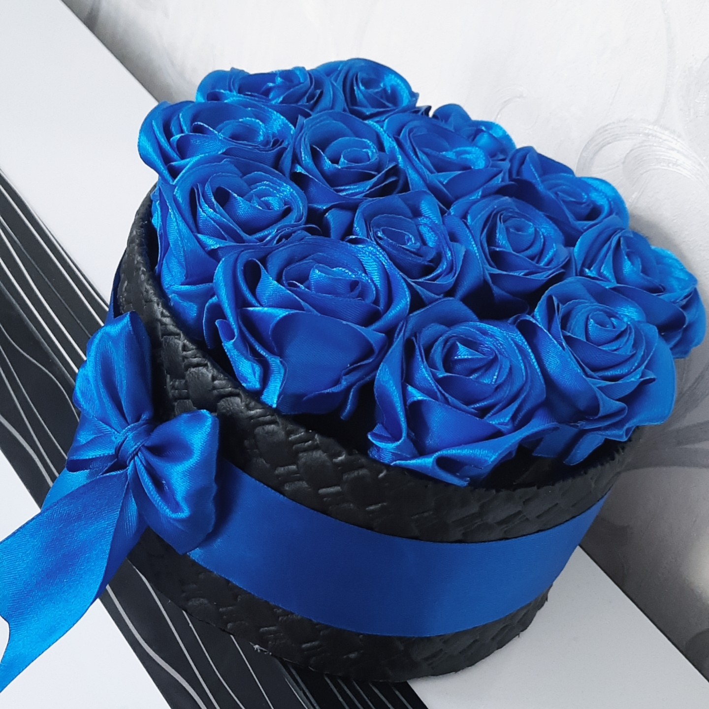 باکس رز مصنوعی آبی 