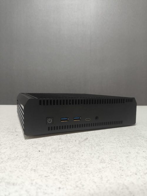 مینی کیس یونیوو مدل UNIVO UR1-K11(در حد نو )نسل 11