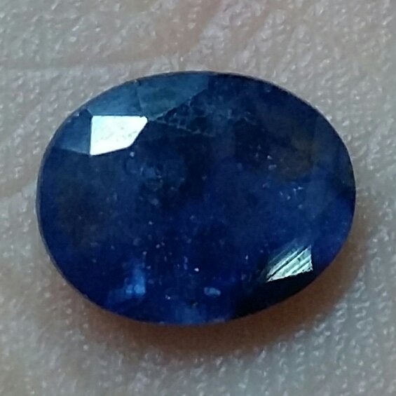 نگین یاقوت کبود پر رنگ بی نظیییییر شاهکار خلقت