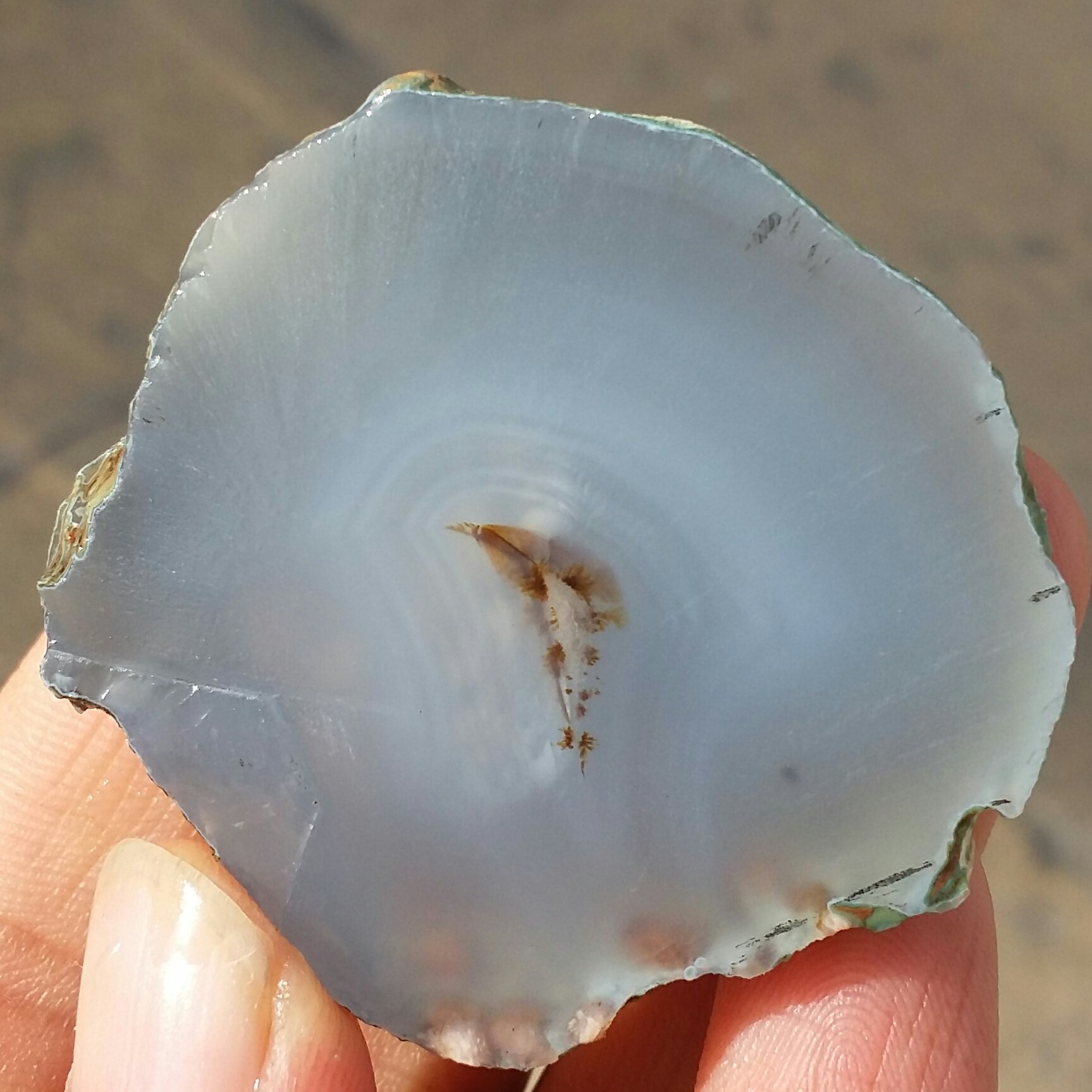 اسلایس سنگ راف عقیق سلیمانی 3بعدی بهمراه شجر قاصدکی بسیار دیدنی شاهکار خلقت کاملا طبیعی
تابلو نقاشی طبیعی
کد 9139